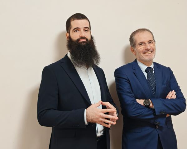 Sofiane Amari and Tahar Amari